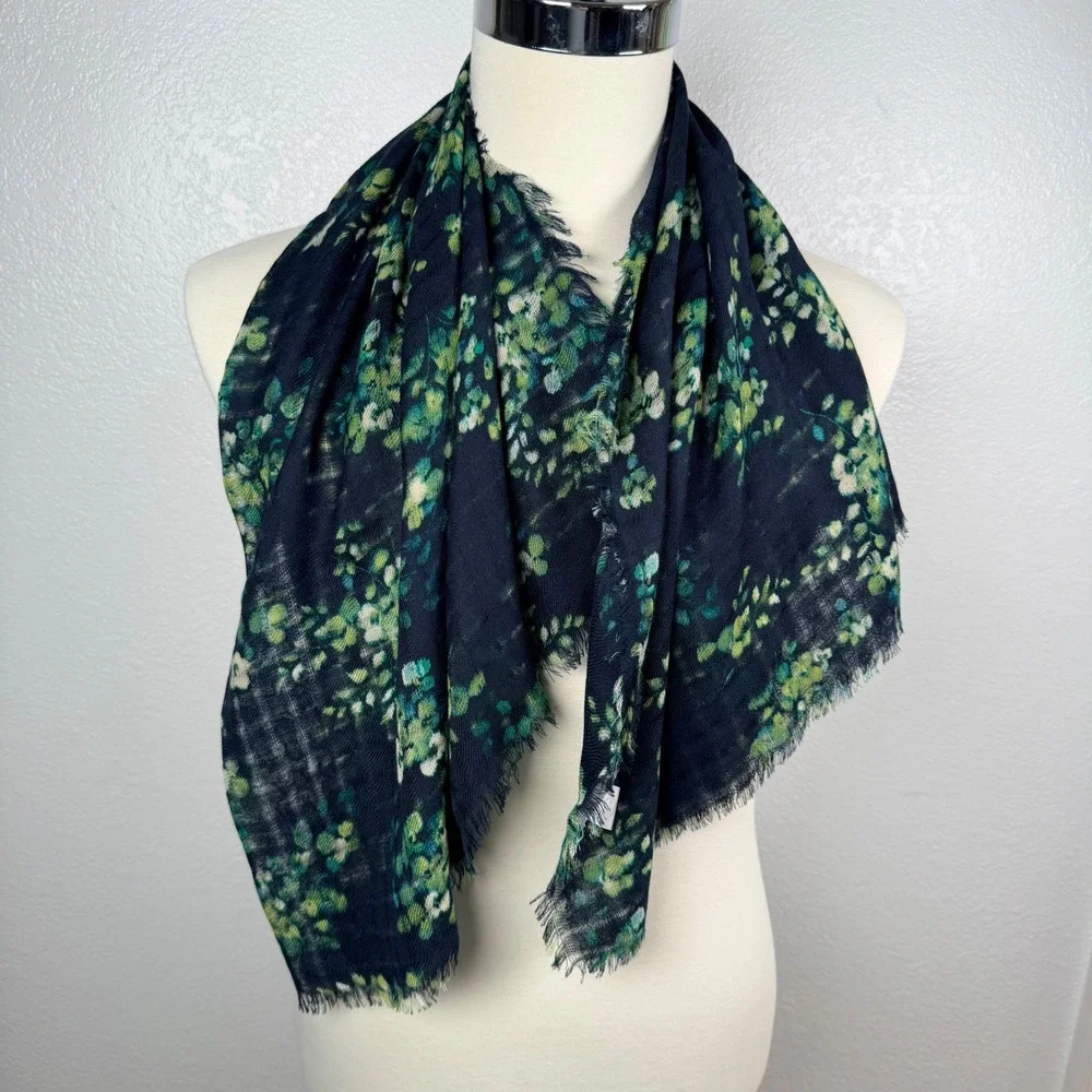 J. Jill Navy Blue Green Floral Fine Knit Square Scarf Eyelash Fringe 39x39
